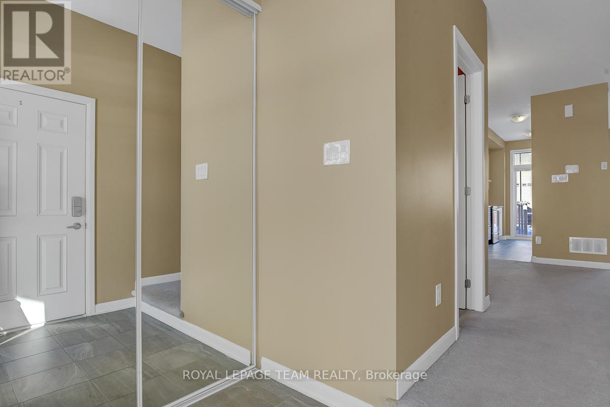 545 Decoeur Drive, Ottawa, Ontario  K4A 5G7 - Photo 6 - X12604992