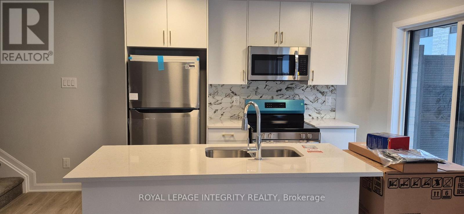 18 - 701 Glenroy Gilbert Drive, Ottawa, Ontario  K2J 7N8 - Photo 9 - X12605028