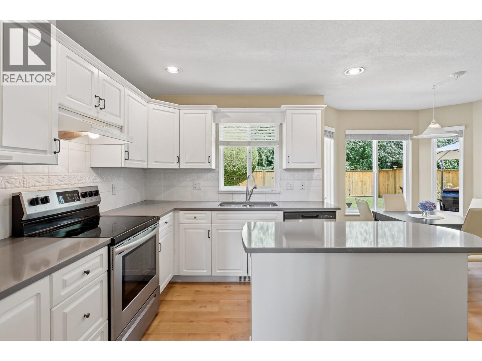 1237 Amazon Drive, Port Coquitlam, British Columbia V3B 7Y9 - Photo 12 - R3072411