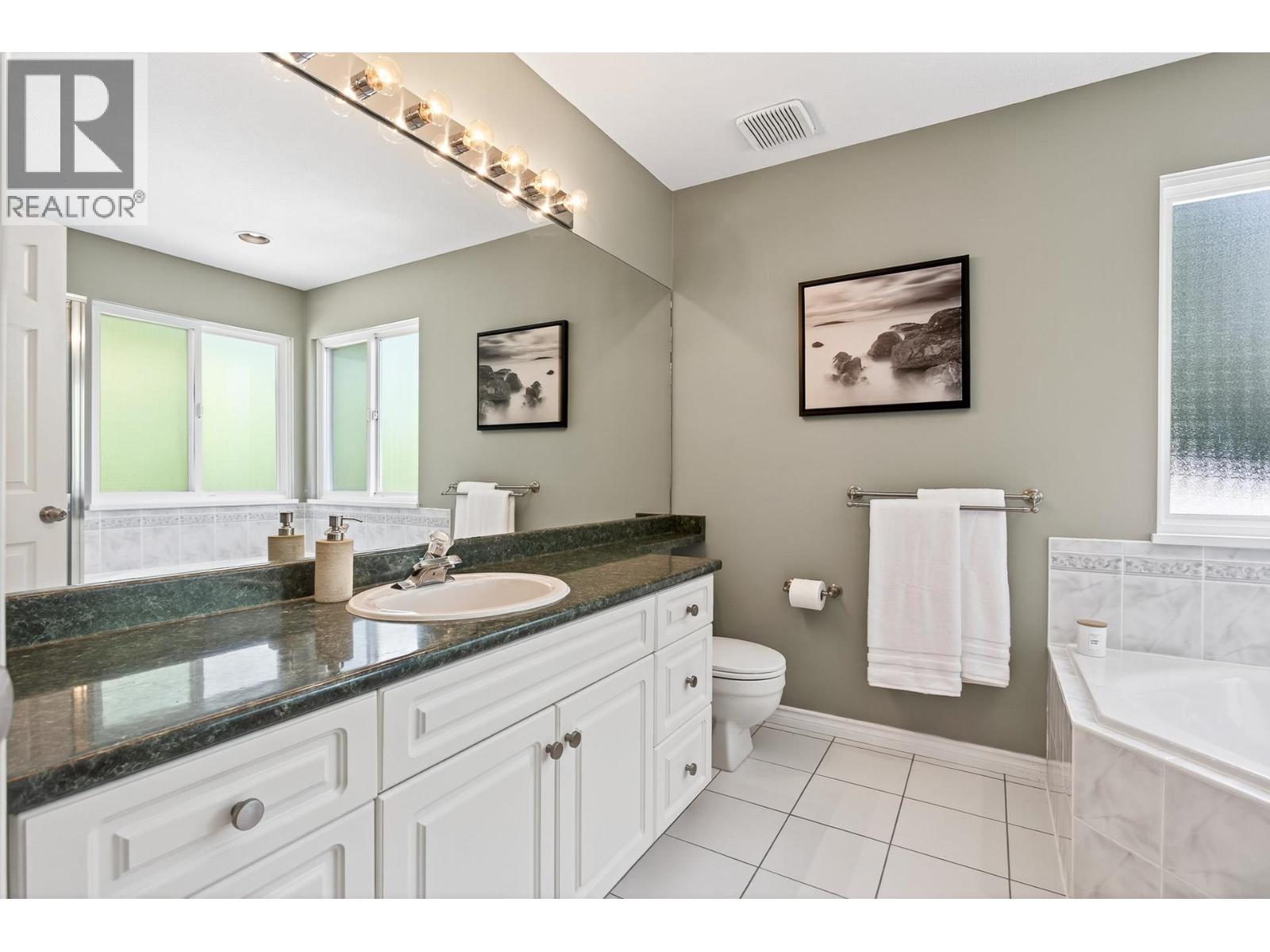 1237 Amazon Drive, Port Coquitlam, British Columbia V3B 7Y9 - Photo 22 - R3072411