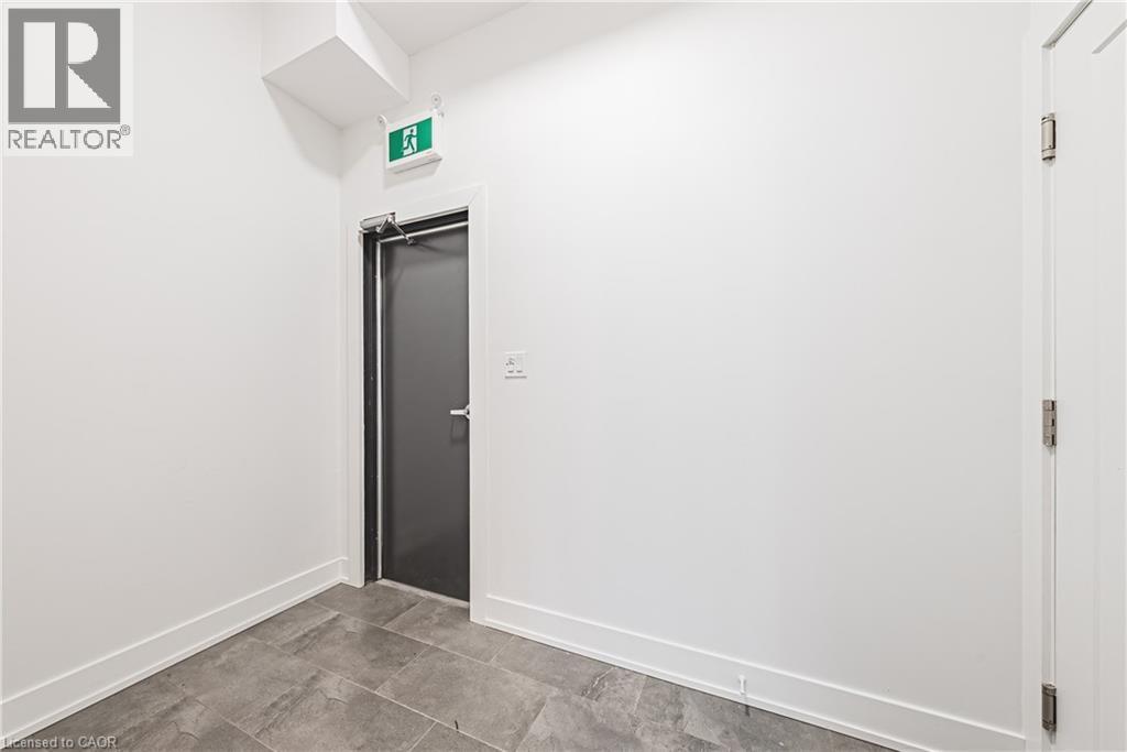 1127 Main Street E, Hamilton, Ontario  L8M 1P2 - Photo 8 - 40792617