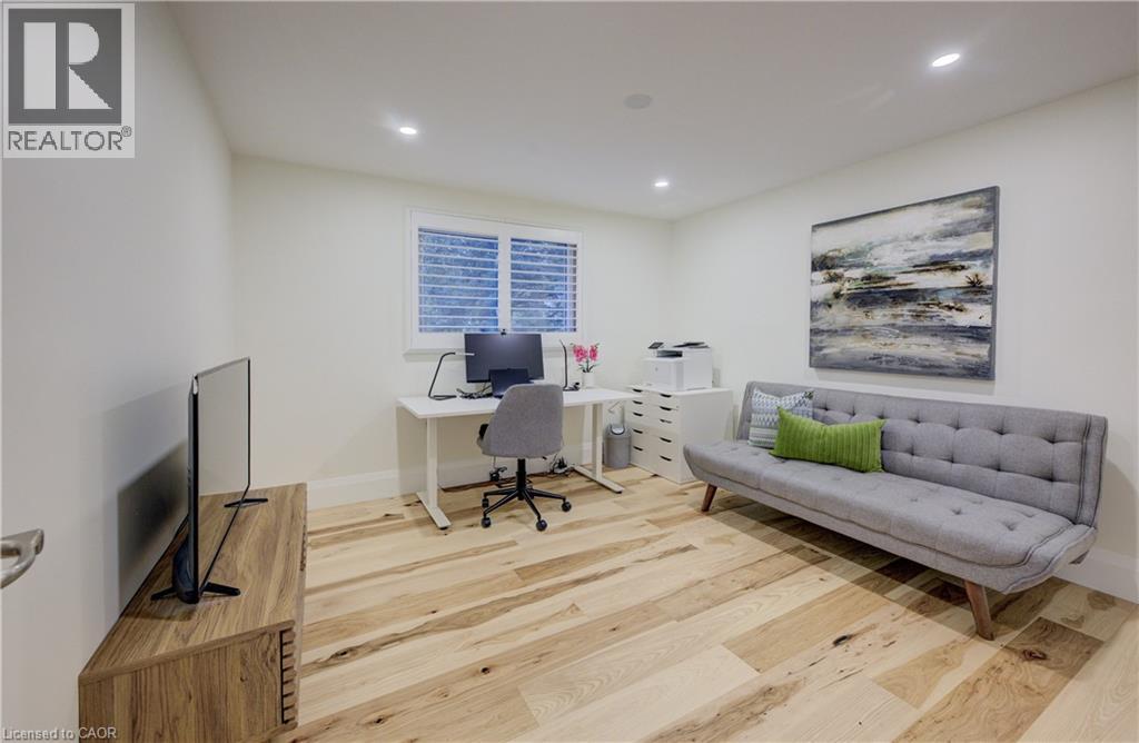 38 Academy Crescent, Waterloo, Ontario  N2L 5H7 - Photo 18 - 40792612