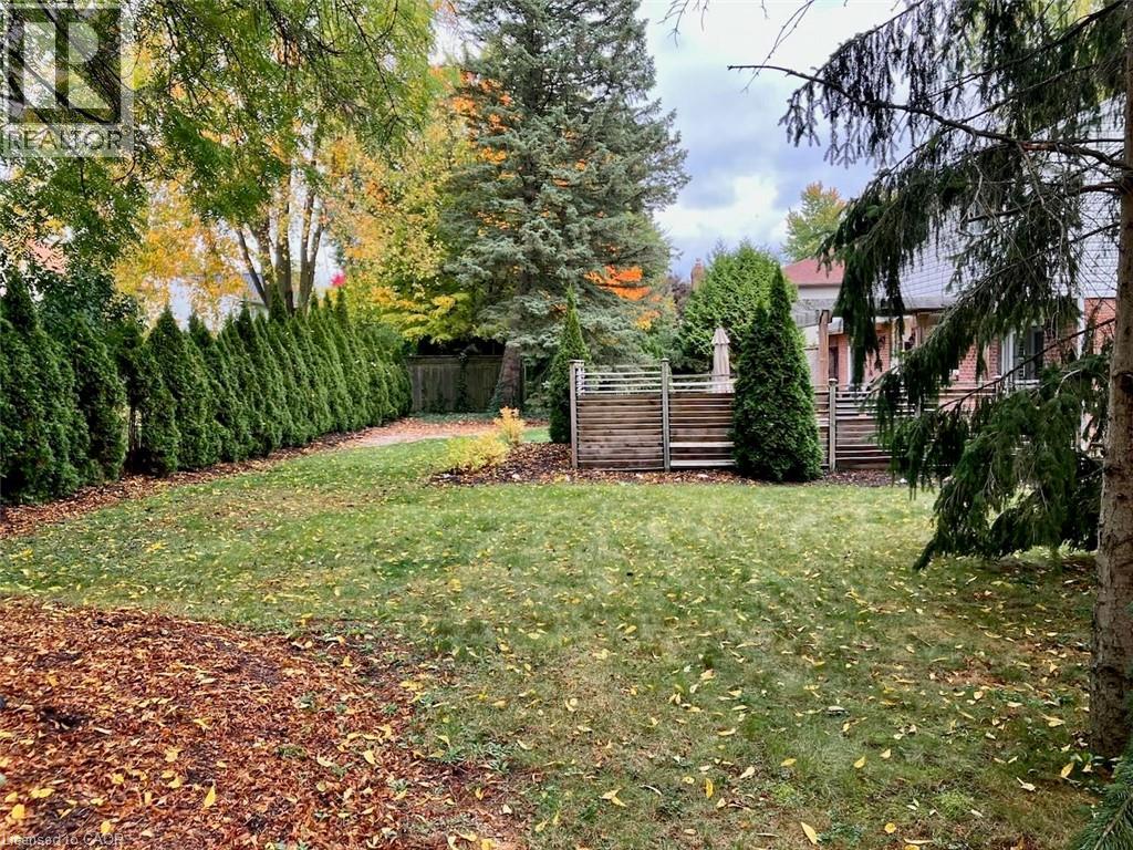 38 Academy Crescent, Waterloo, Ontario  N2L 5H7 - Photo 44 - 40792612