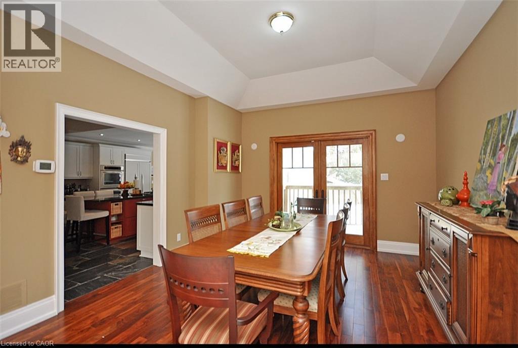 225 Forestwood Drive, Oakville, Ontario  L6J 4E5 - Photo 9 - 40792274