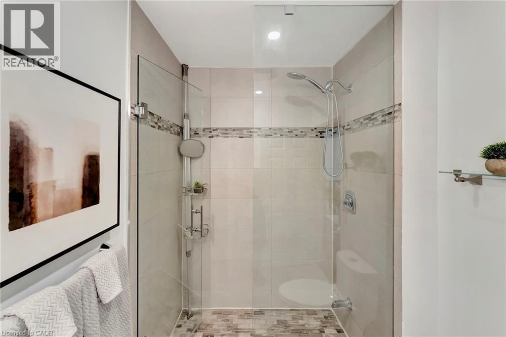 746 Roxborough Avenue, Hamilton, Ontario  L8H 1S8 - Photo 24 - 40749895