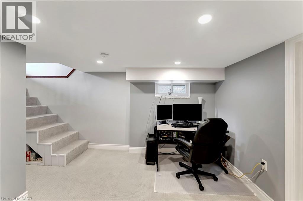 746 Roxborough Avenue, Hamilton, Ontario  L8H 1S8 - Photo 29 - 40749895