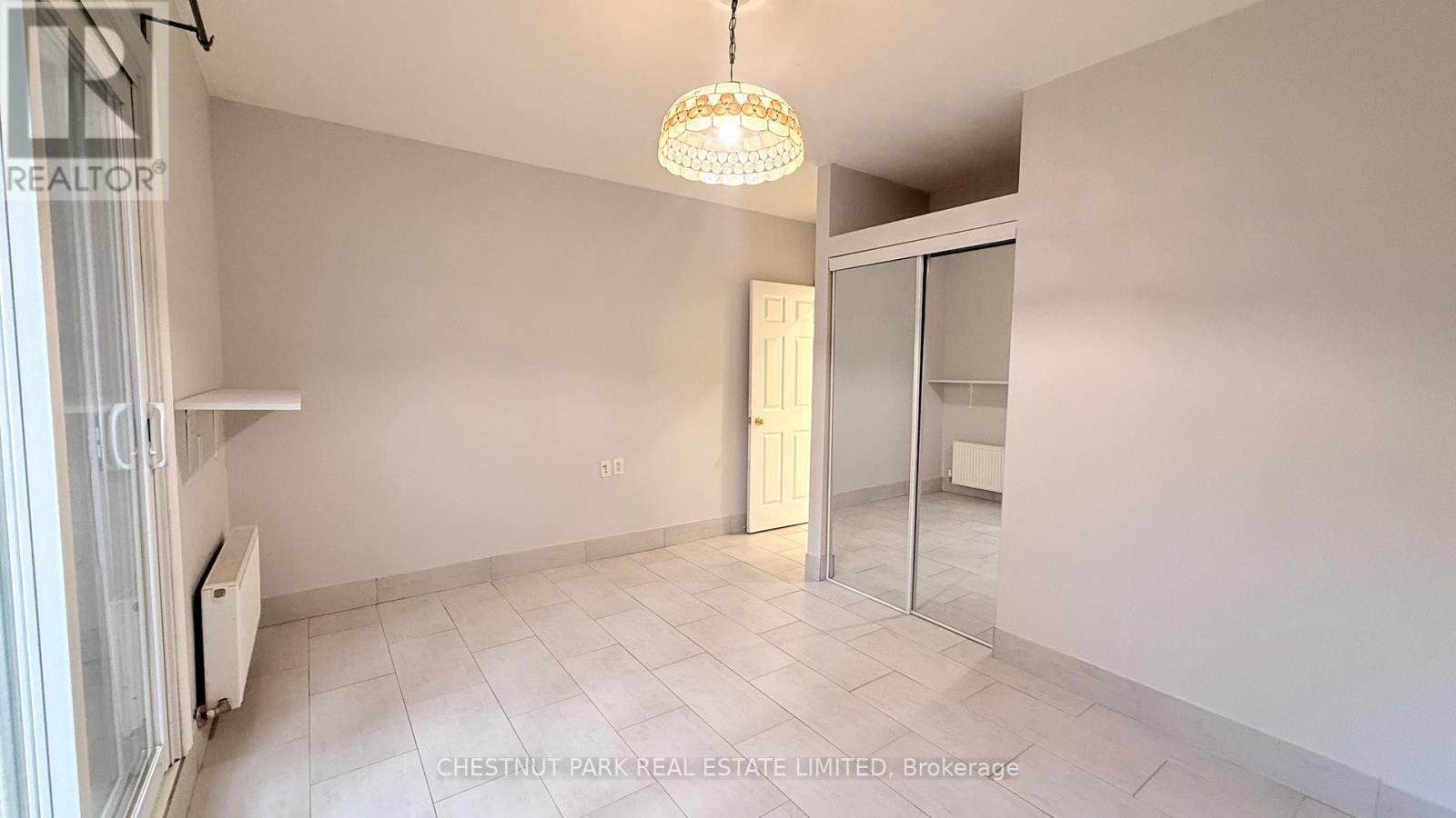 1 - 342 Jarvis Street, Toronto, Ontario  M4Y 2G6 - Photo 10 - C12299388