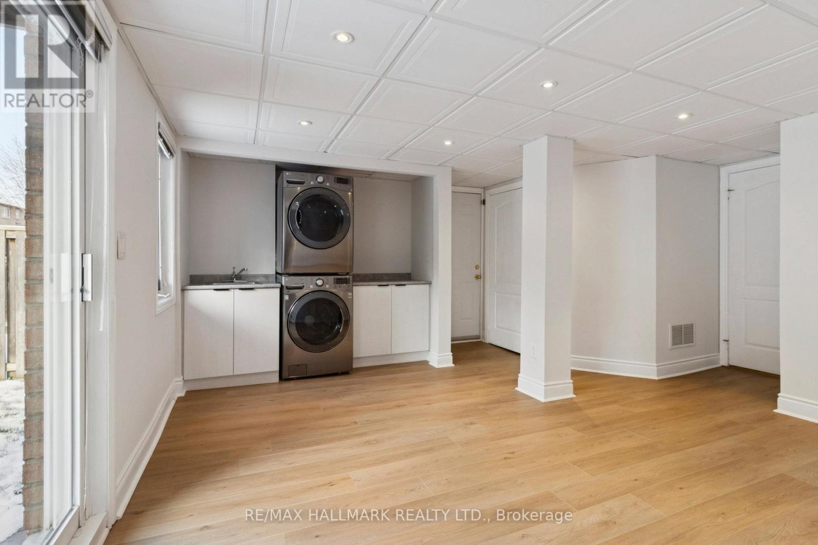 8 Mistywood Crescent, Vaughan, Ontario  L4J 9E5 - Photo 41 - N12604166