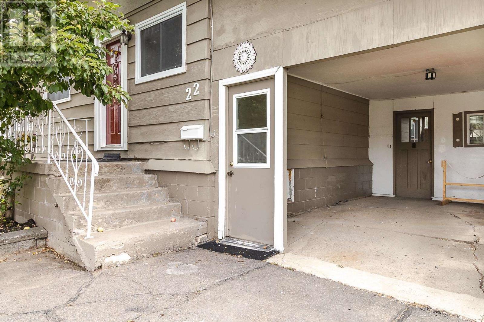 22 Lloyd St, Sault Ste. Marie, Ontario  P6C 3X8 - Photo 4 - SM253321