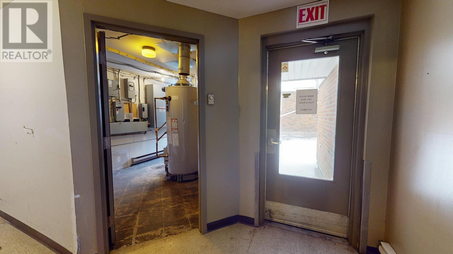 1020 Queen St E, Sault Ste. Marie, Ontario  P6A 2C6 - Photo 40 - SM253416