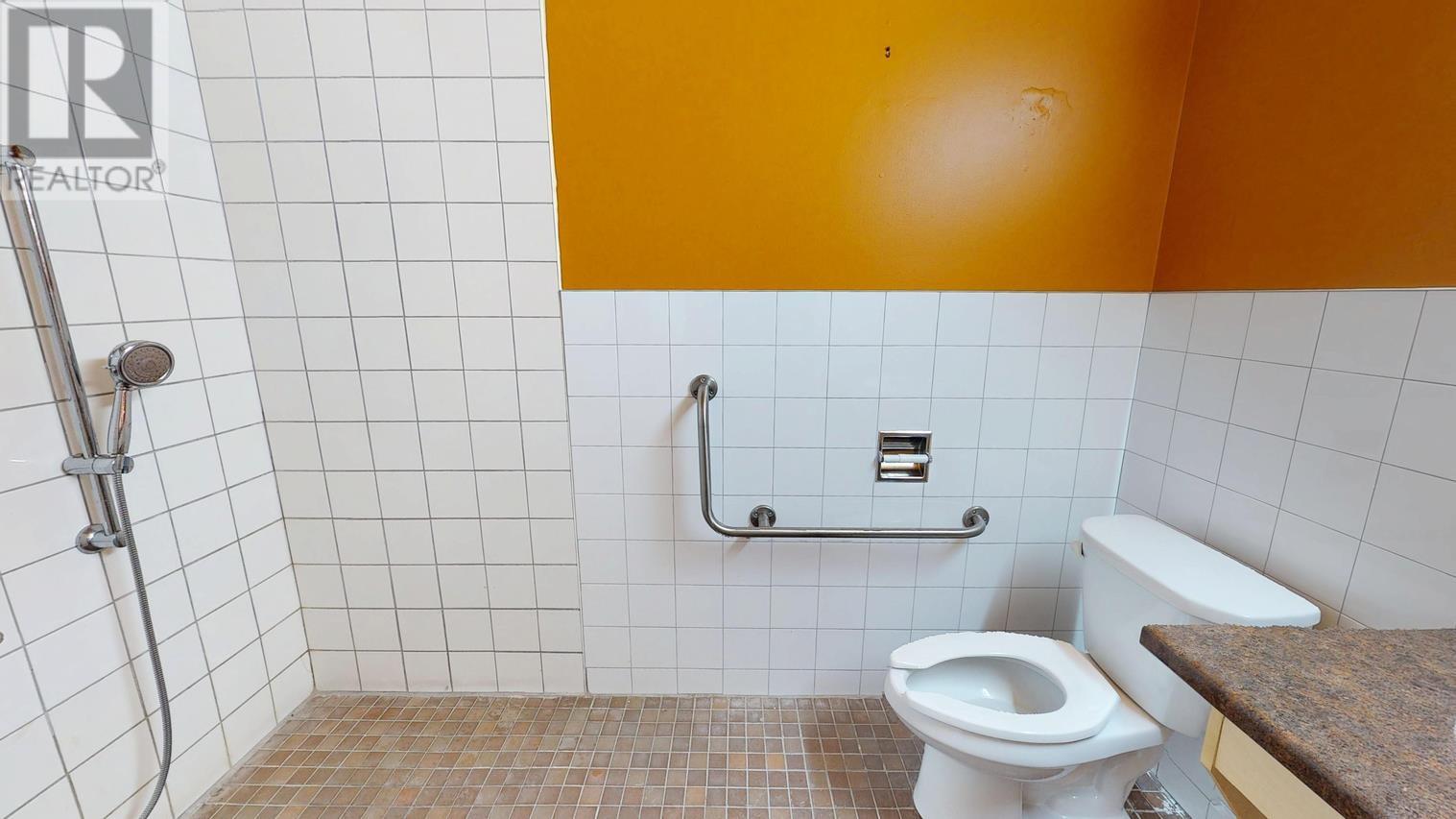 1020 Queen St E, Sault Ste. Marie, Ontario P6A 2C6 - Photo 23 - SM253417