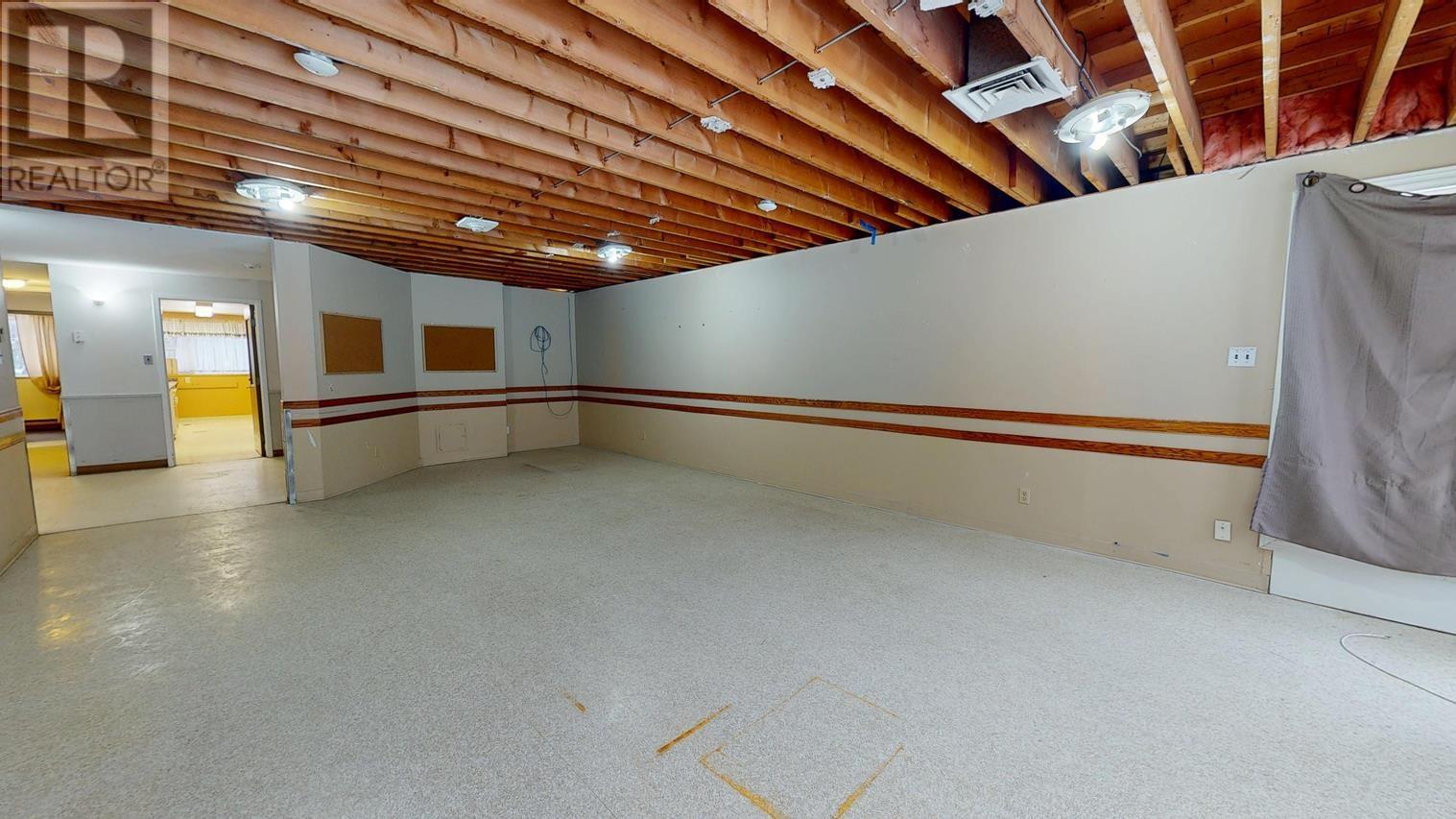 1020 Queen St E, Sault Ste. Marie, Ontario P6A 2C6 - Photo 32 - SM253417