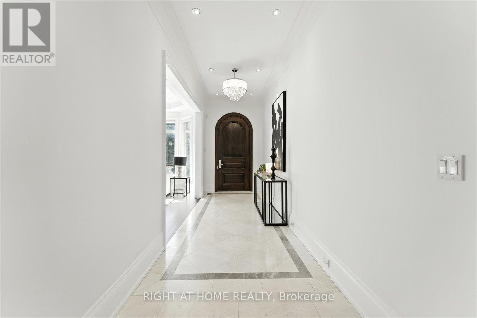 392 Princess Avenue, Toronto, Ontario  M2N 3S9 - Photo 3 - C12604906