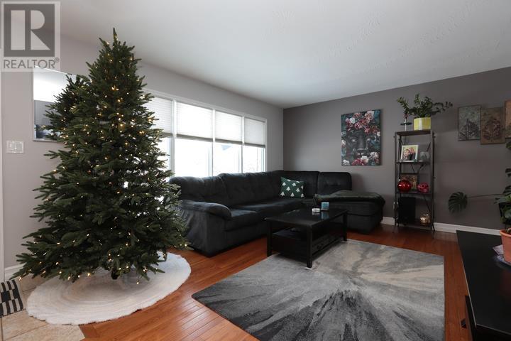 41 Woodhurst Dr, Sault Ste. Marie, Ontario  P6C 5Z5 - Photo 9 - SM253415