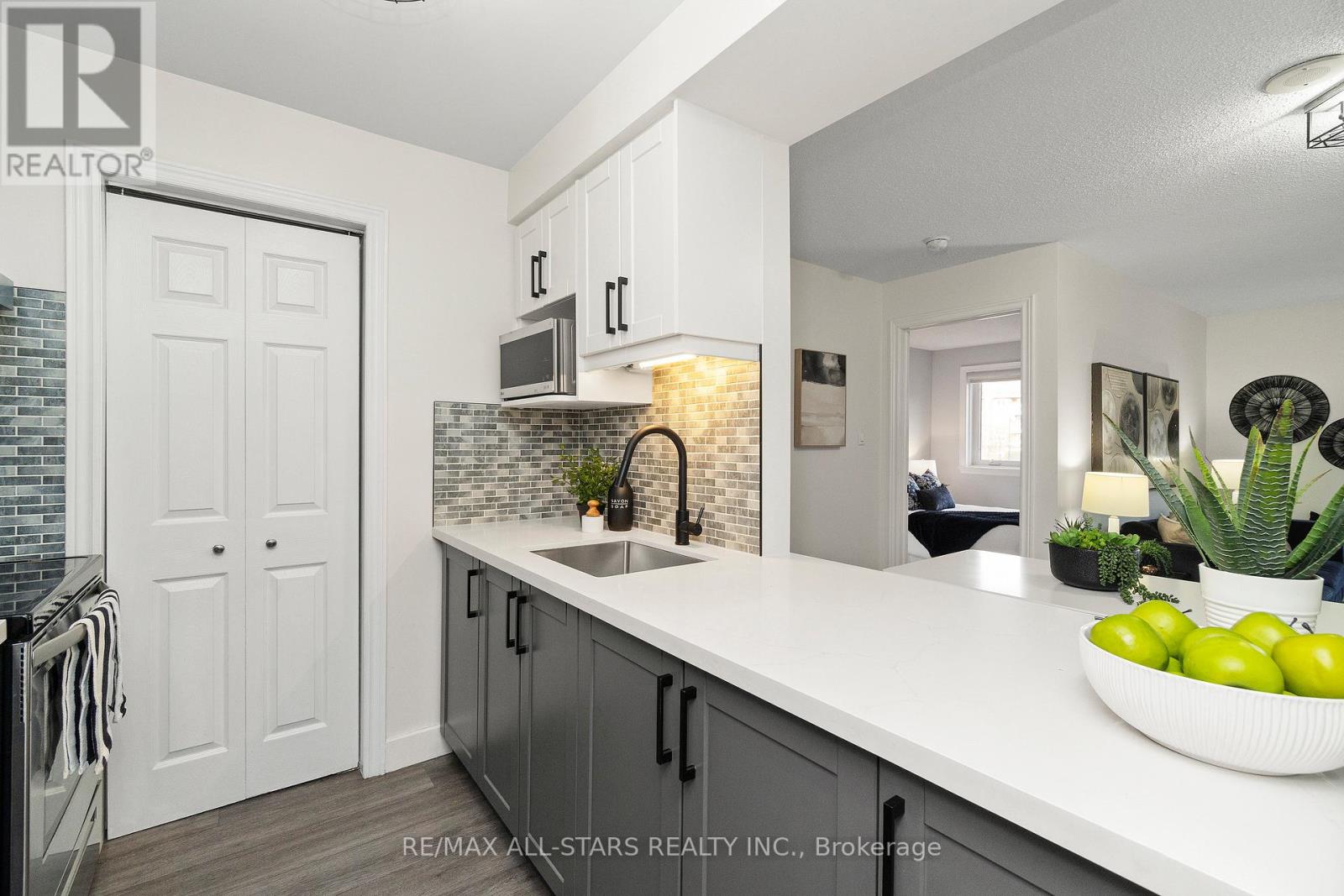 211 - 191 Lake Driveway W, Ajax, Ontario  L1S 7H9 - Photo 18 - E12604926