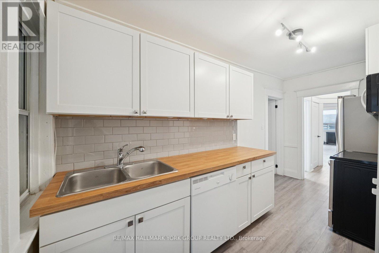 1578a Queen Street E, Toronto, Ontario  M4L 1G1 - Photo 14 - E12604972