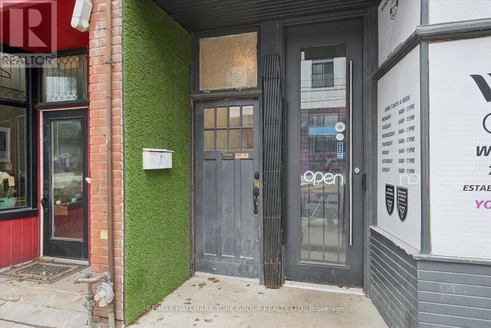 1578a Queen Street E, Toronto, Ontario  M4L 1G1 - Photo 33 - E12604972