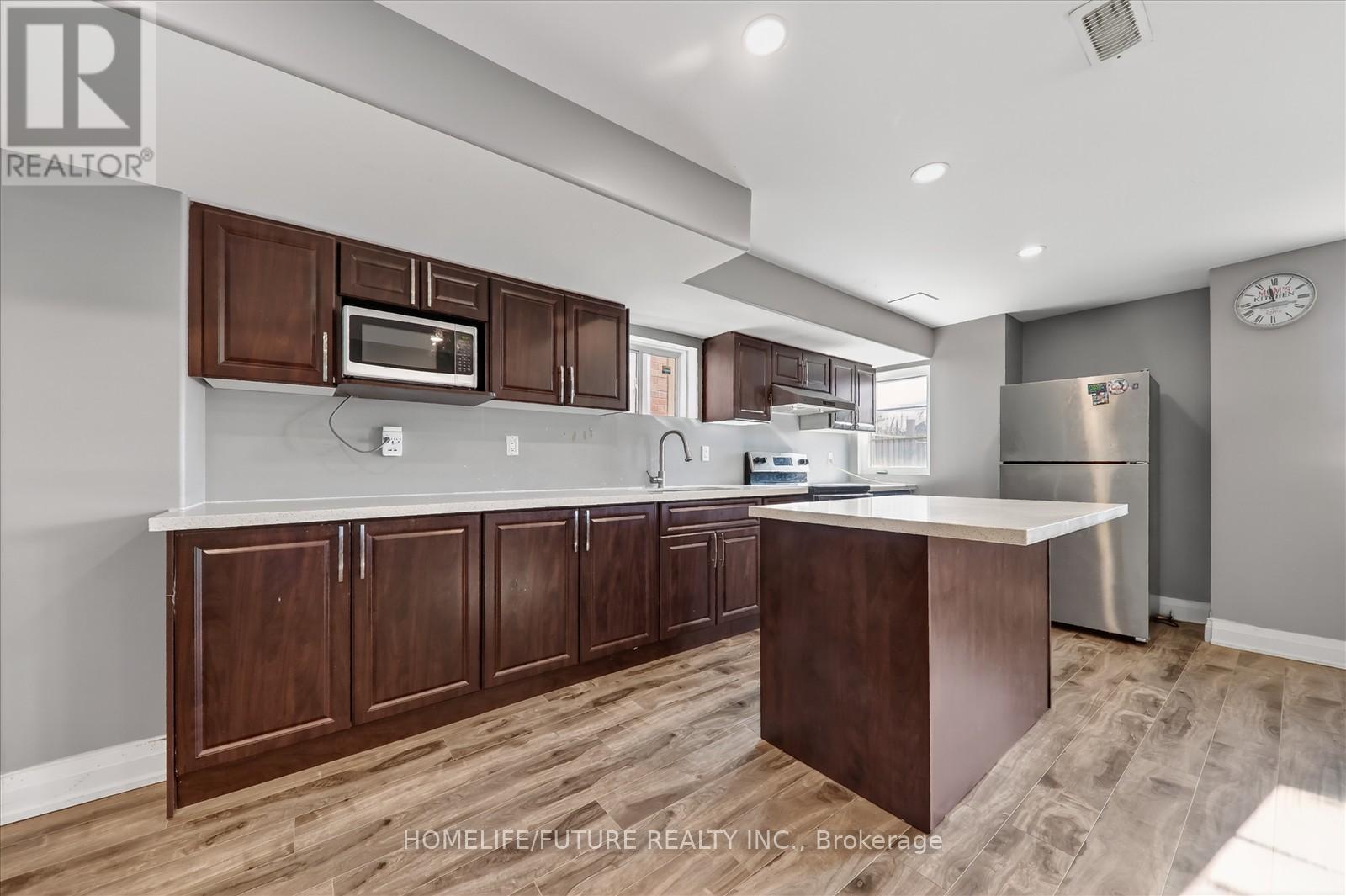 1010 Dashwood Court, Pickering, Ontario  L1V 2P8 - Photo 37 - E12605006