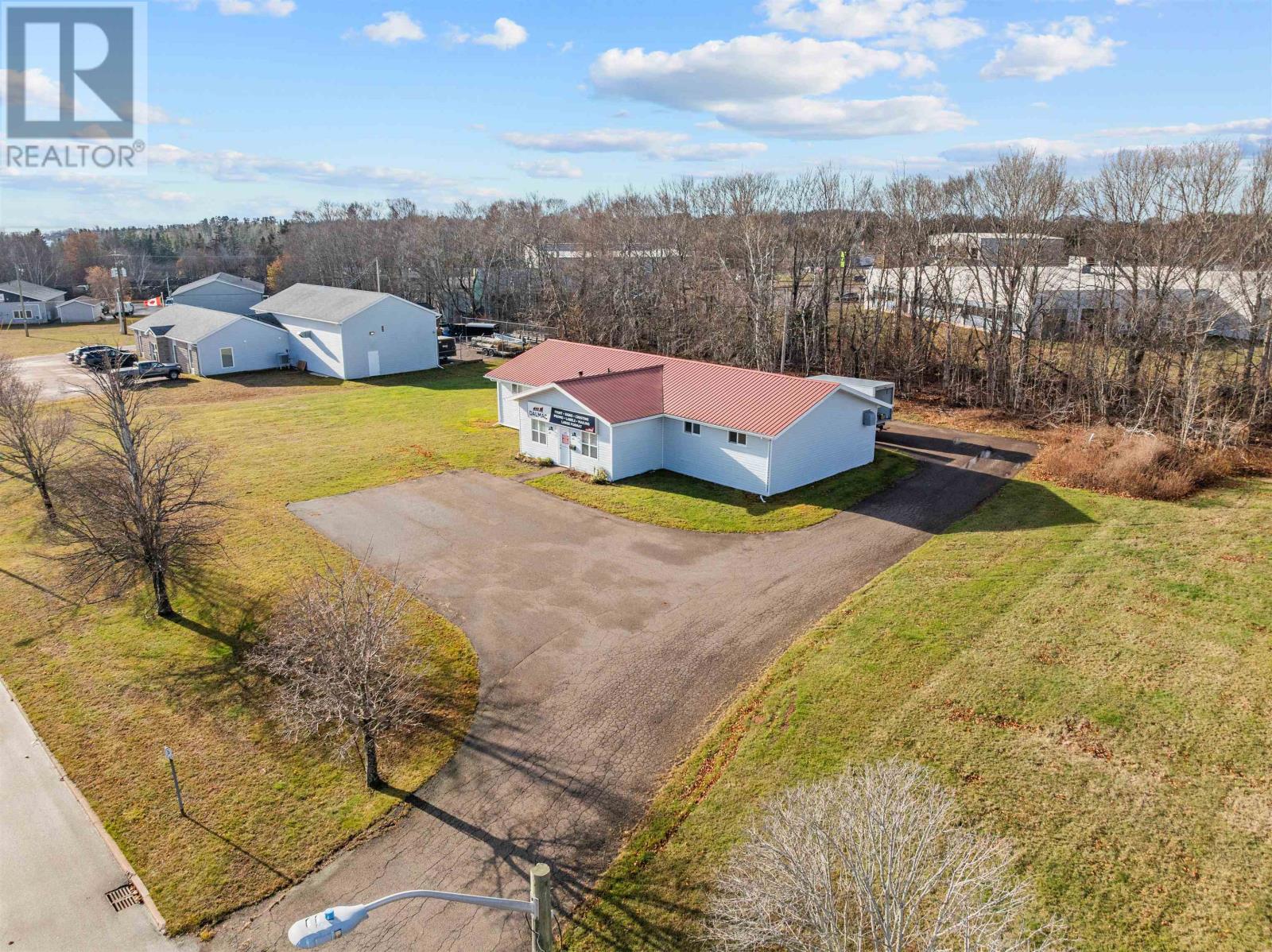 102 Industrial Crescent, Summerside, Prince Edward Island  C1N 0V8 - Photo 1 - 202529113