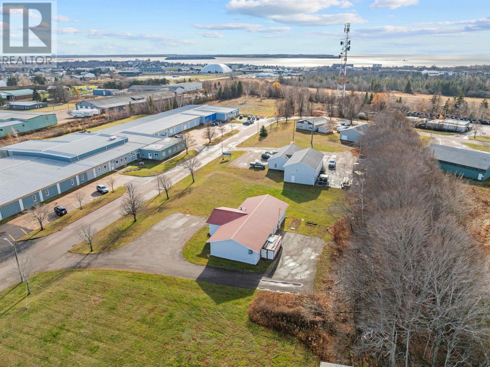 102 Industrial Crescent, Summerside, Prince Edward Island  C1N 0V8 - Photo 2 - 202529113
