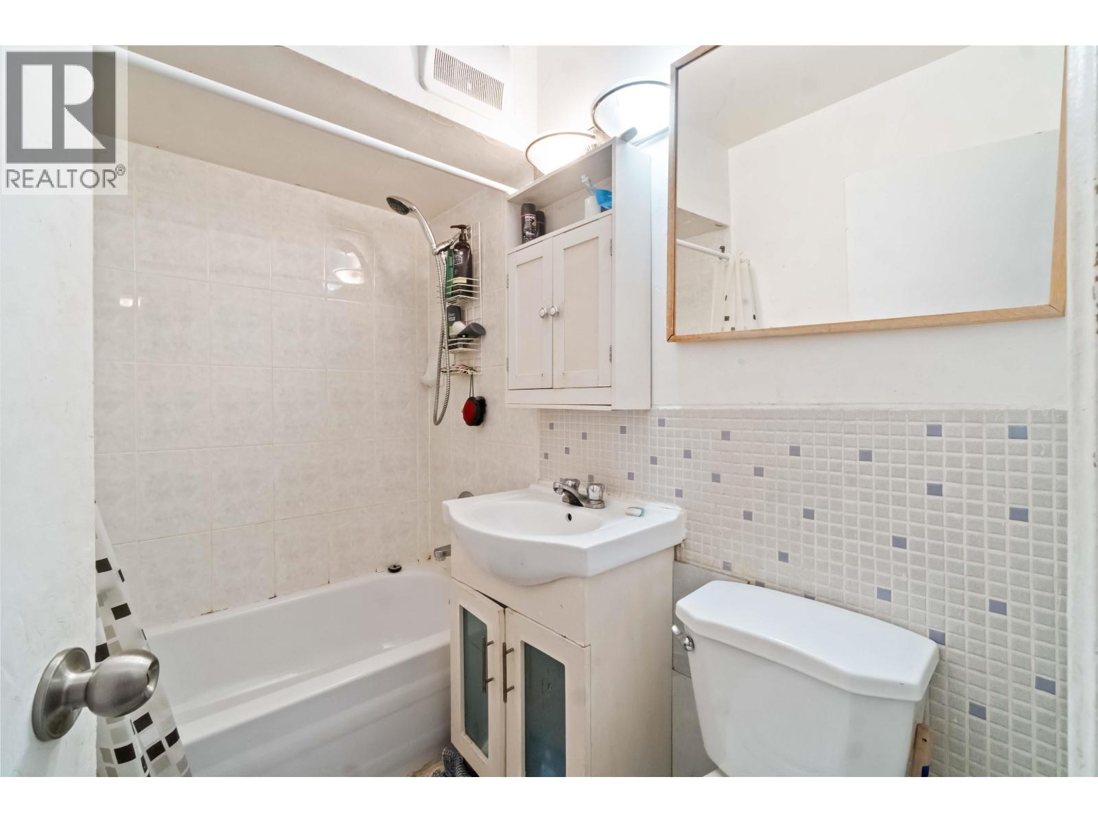 5735 Earles Street, Vancouver, British Columbia  V5R 3S4 - Photo 21 - R3064708