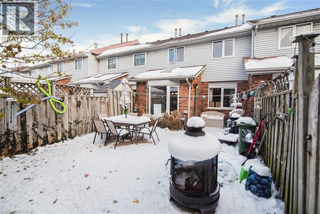 28 Perthshire Court, Hamilton, Ontario  L9B 2H1 - Photo 40 - 40792291