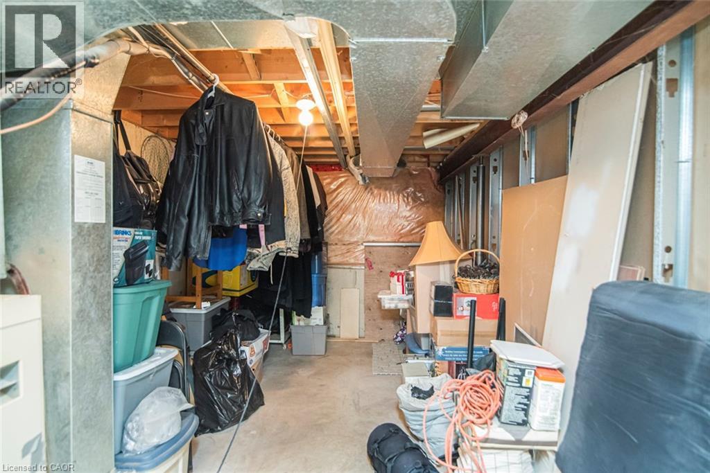 28 Perthshire Court, Hamilton, Ontario  L9B 2H1 - Photo 37 - 40792291