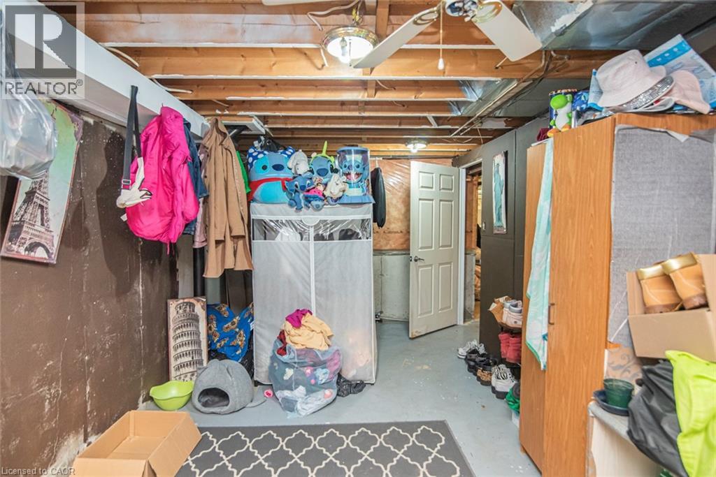 28 Perthshire Court, Hamilton, Ontario  L9B 2H1 - Photo 35 - 40792291