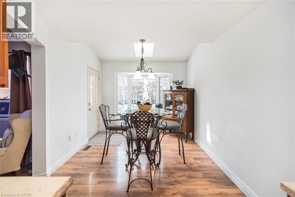 28 Perthshire Court, Hamilton, Ontario  L9B 2H1 - Photo 12 - 40792291