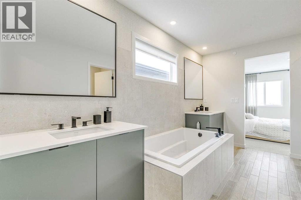 227 Lucas Common Nw, Calgary, Alberta  T3P 2B3 - Photo 35 - A2272517