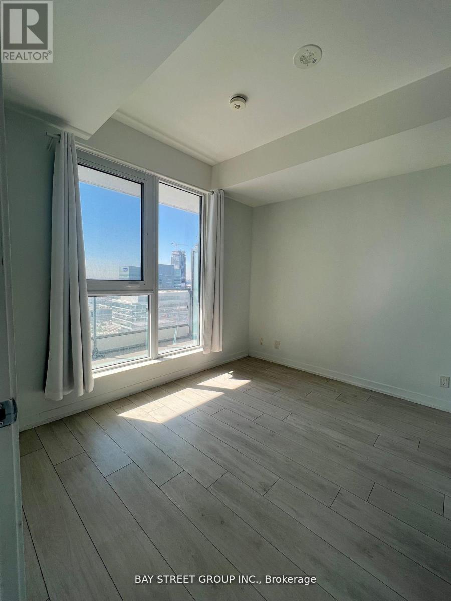 2303 - 950 Portage Parkway, Vaughan, Ontario  L4K 0J7 - Photo 6 - N12604920