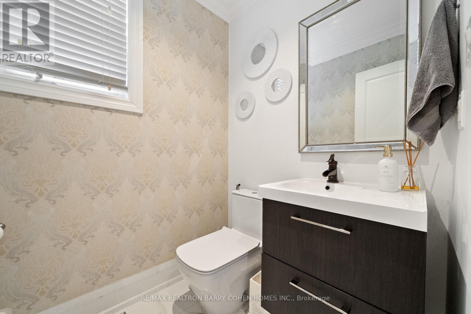 17 Lourakis Street, Richmond Hill, Ontario  L4E 0J5 - Photo 12 - N12604942