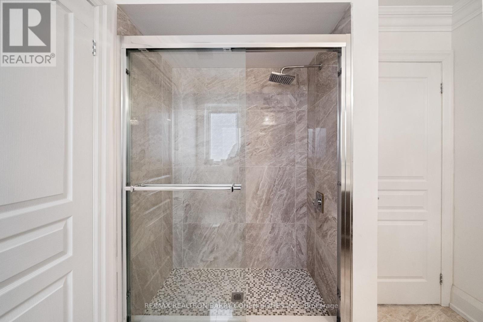 17 Lourakis Street, Richmond Hill, Ontario  L4E 0J5 - Photo 23 - N12604942