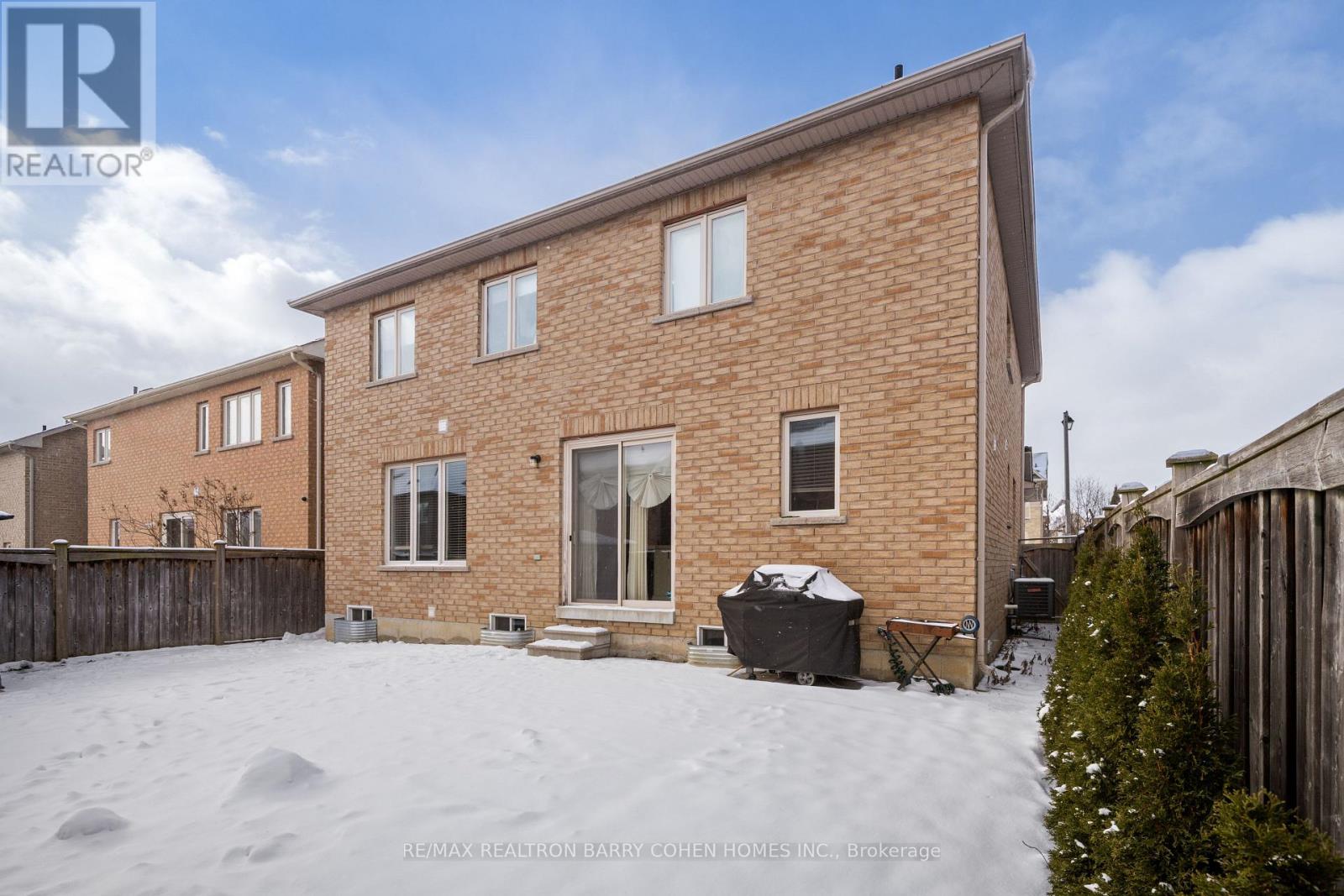 17 Lourakis Street, Richmond Hill, Ontario  L4E 0J5 - Photo 36 - N12604942