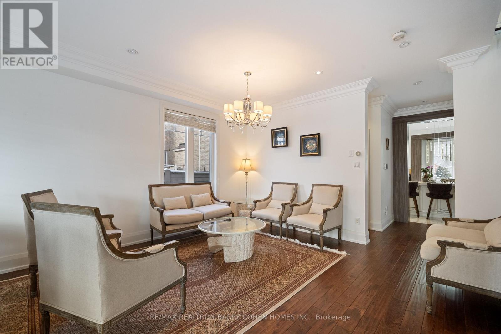 17 Lourakis Street, Richmond Hill, Ontario  L4E 0J5 - Photo 4 - N12604942