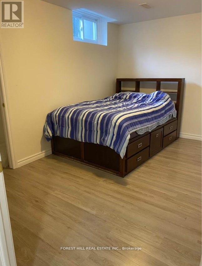 499 Beverley Glen Boulevard, Vaughan, Ontario  L4J 7S1 - Photo 5 - N12605014