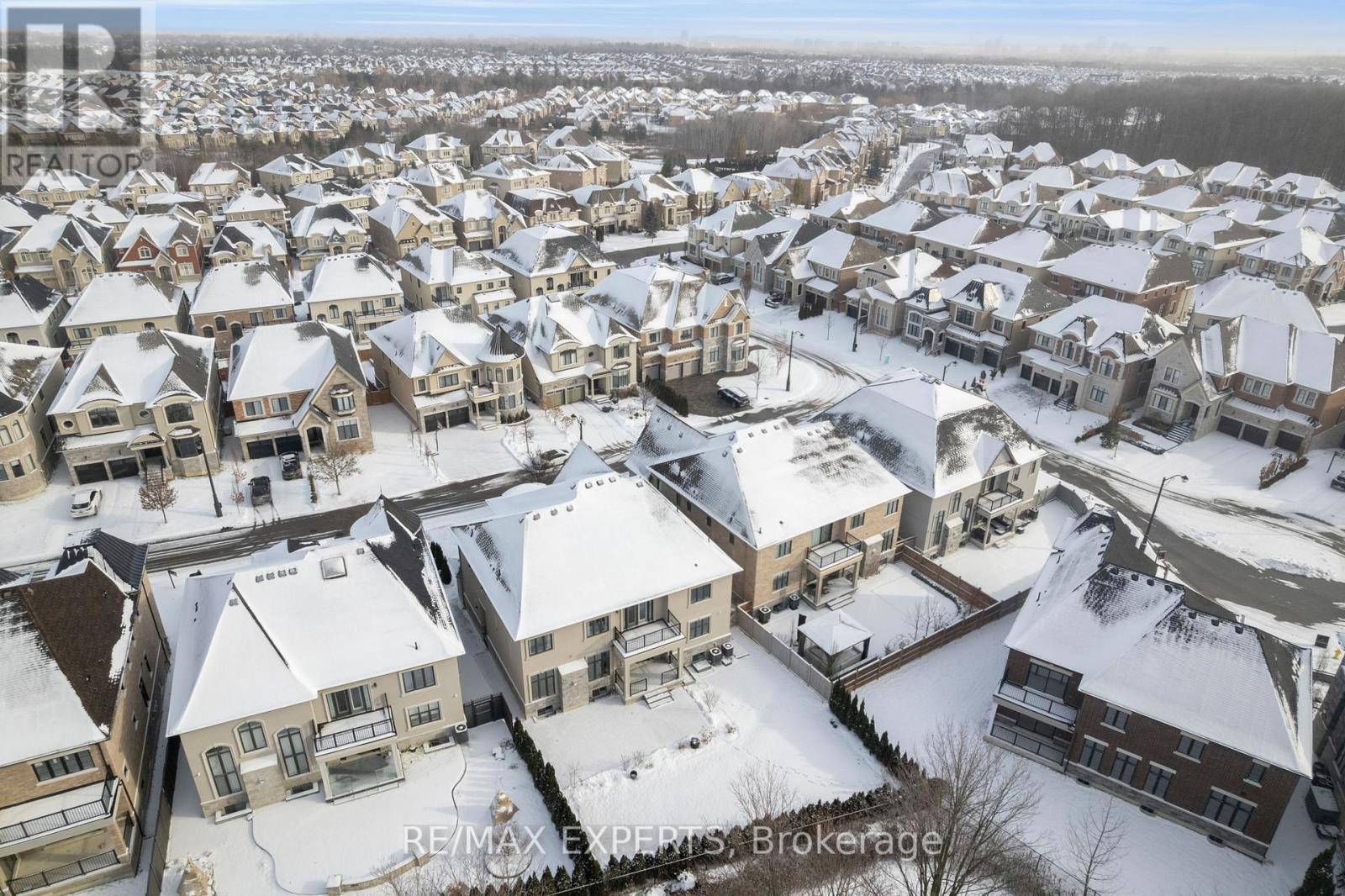 136 Lady Jessica Drive, Vaughan, Ontario  L6A 4Z7 - Photo 49 - N12605016