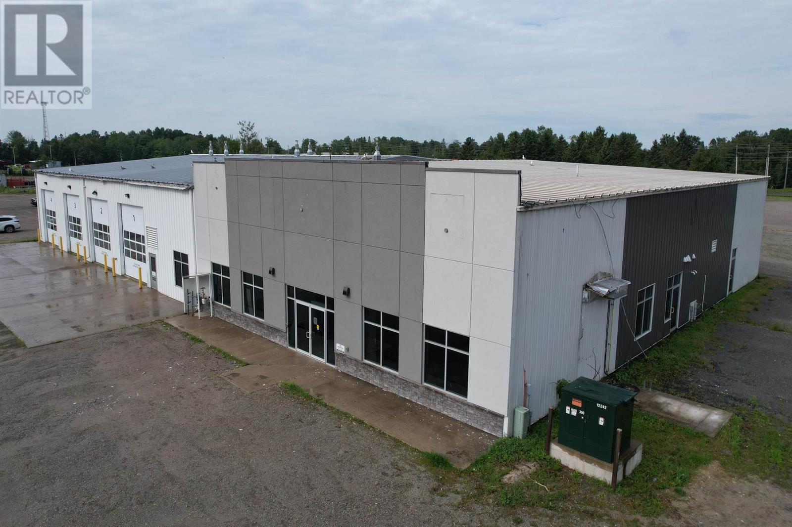 605 Third Lin E, Sault Ste. Marie, Ontario  P6A 6J8 - Photo 7 - SM252188