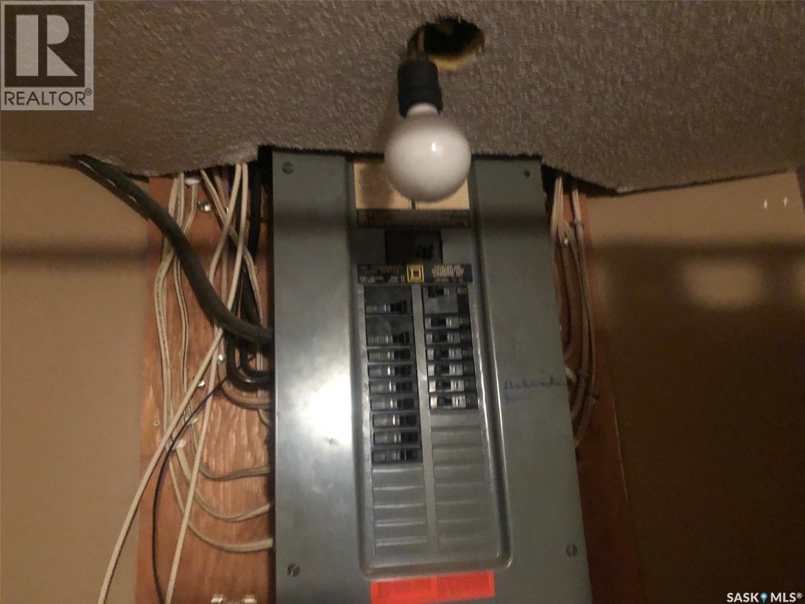 204 Charter Avenue, Canora, Saskatchewan  S0A 0L0 - Photo 35 - SK025260