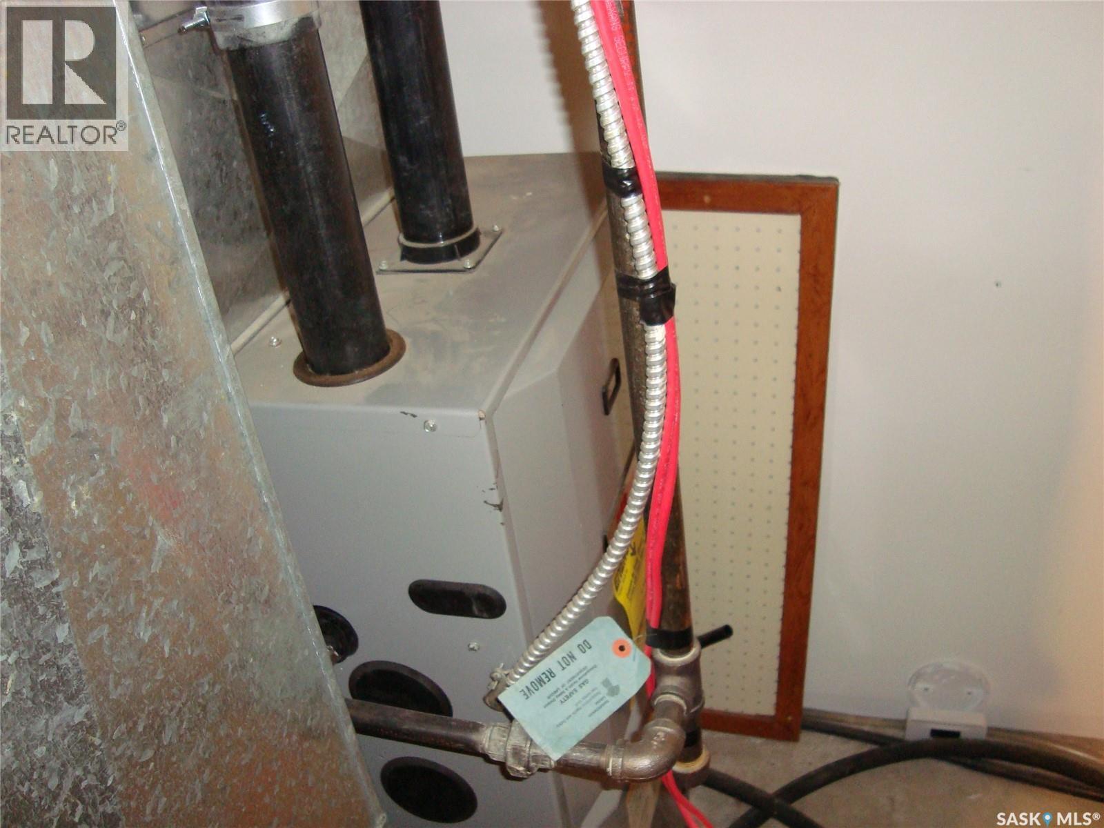 111 2nd Street E, Kyle, Saskatchewan  S0L 1T0 - Photo 21 - SK025232