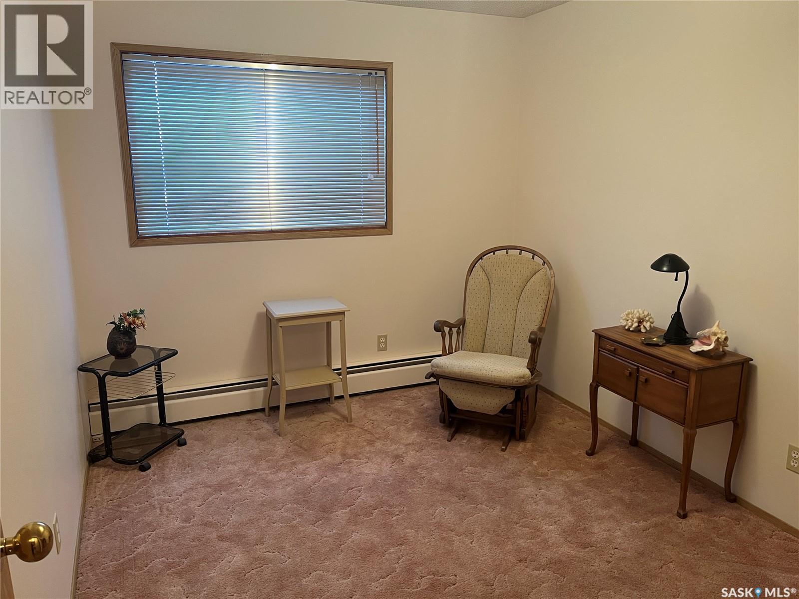 102 115 8th Street Ne, Weyburn, Saskatchewan  S4H 1E1 - Photo 20 - SK025174