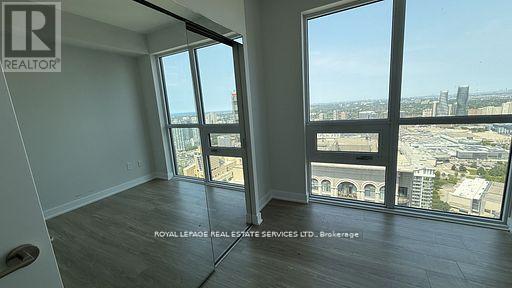 4511 - 430 Square One Drive, Mississauga, Ontario  L5B 0L6 - Photo 16 - W12604912