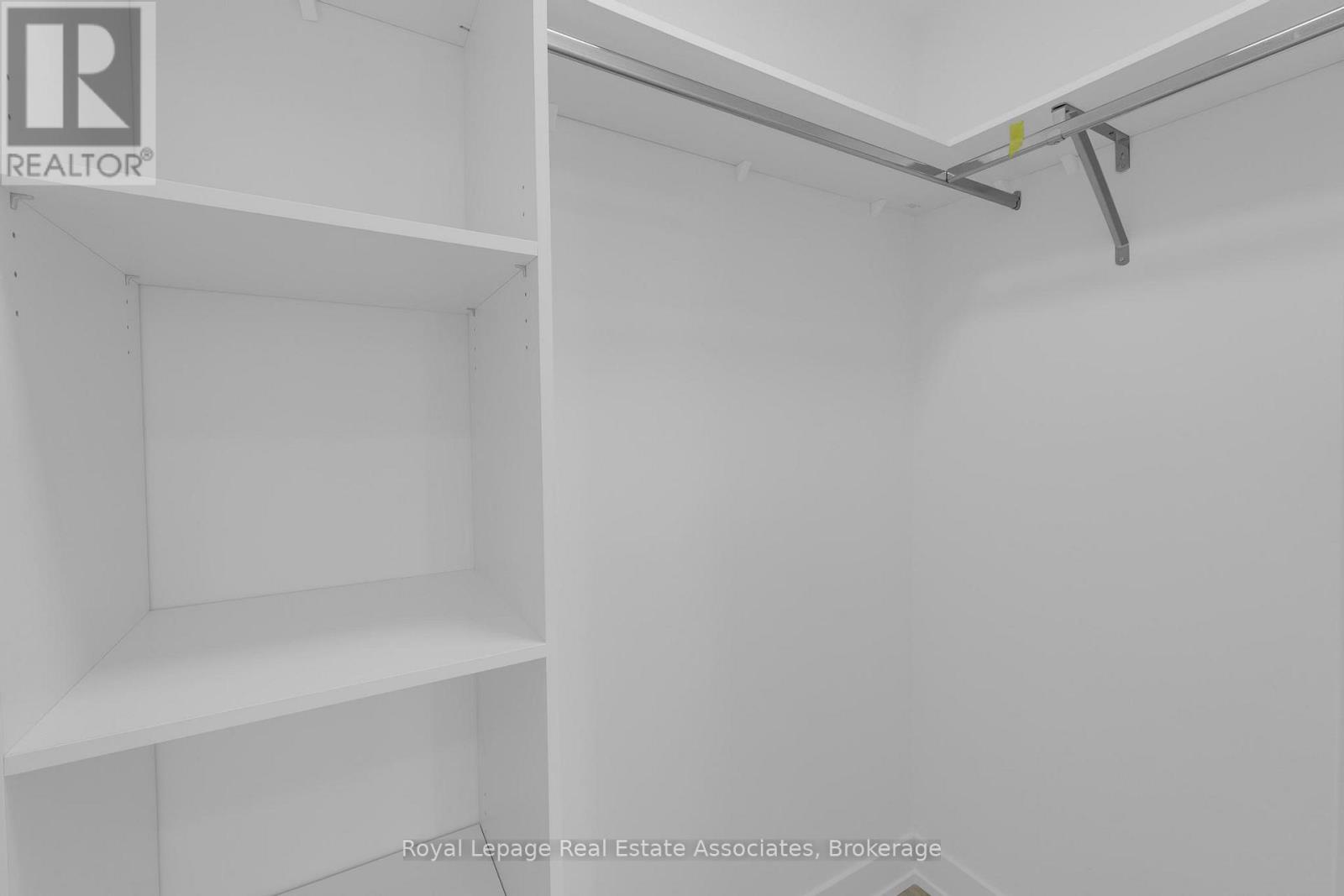 805 - 60 Central Park Roadway, Toronto, Ontario M9A 3K1 - Photo 13 - W12604960