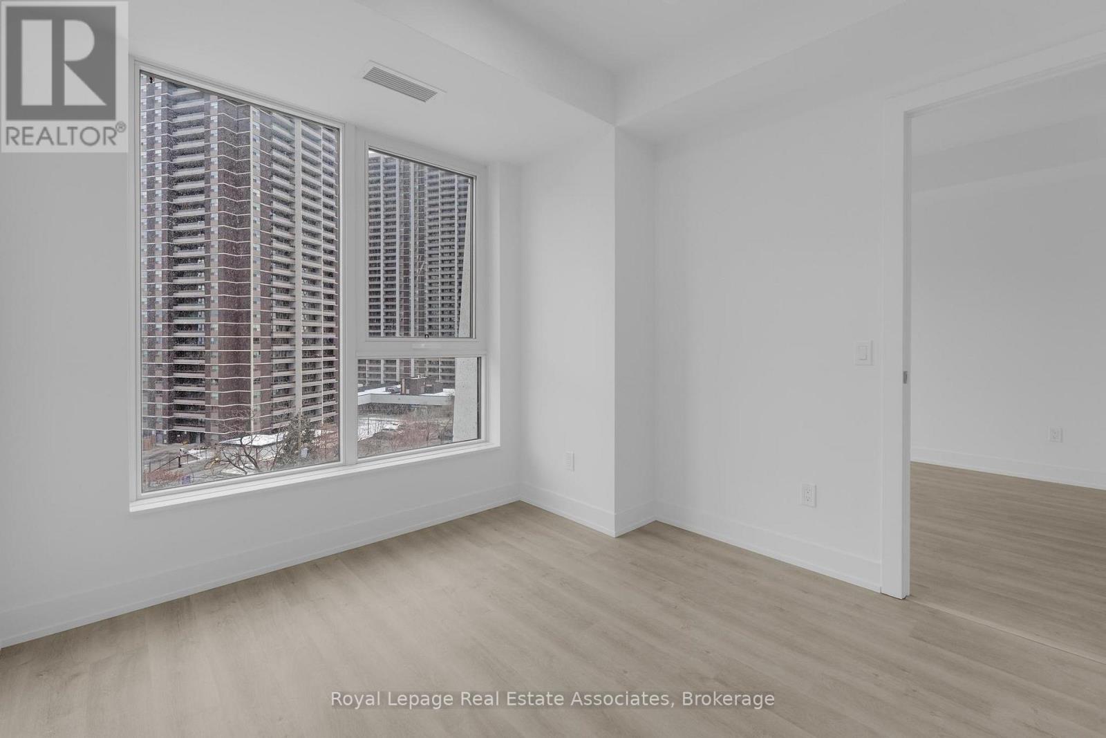 805 - 60 Central Park Roadway, Toronto, Ontario M9A 3K1 - Photo 14 - W12604960