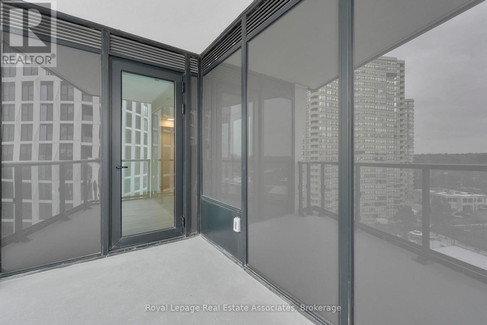 1012 - 60 Central Park Roadway, Toronto, Ontario  M9A 3K1 - Photo 13 - W12604966