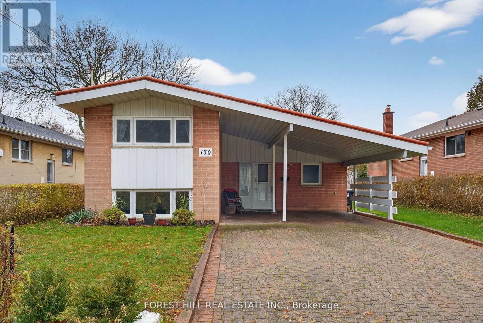 130 VEROBEACH BOULEVARD, Toronto, Ontario