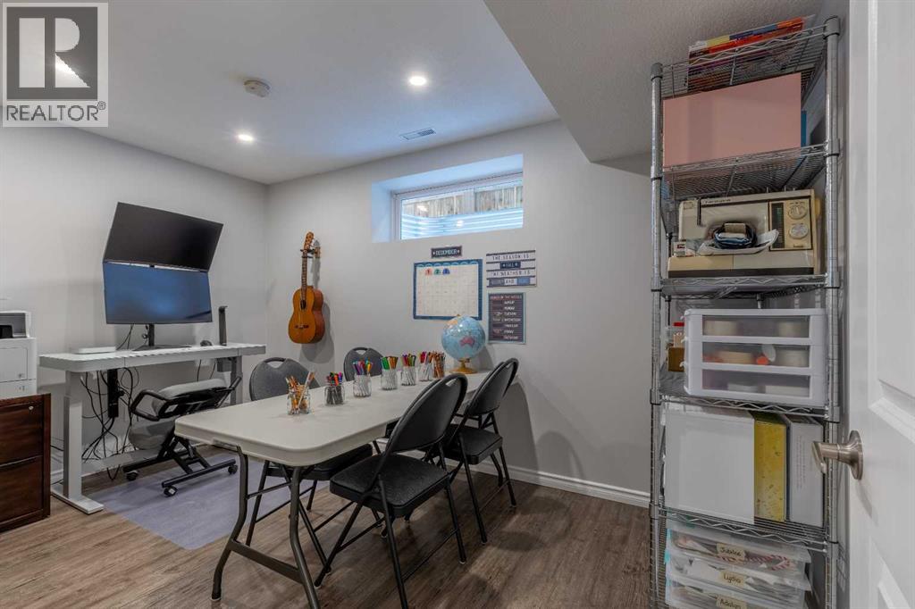 306 Twinriver Road W, Lethbridge, Alberta  T1J 5B9 - Photo 26 - A2273382