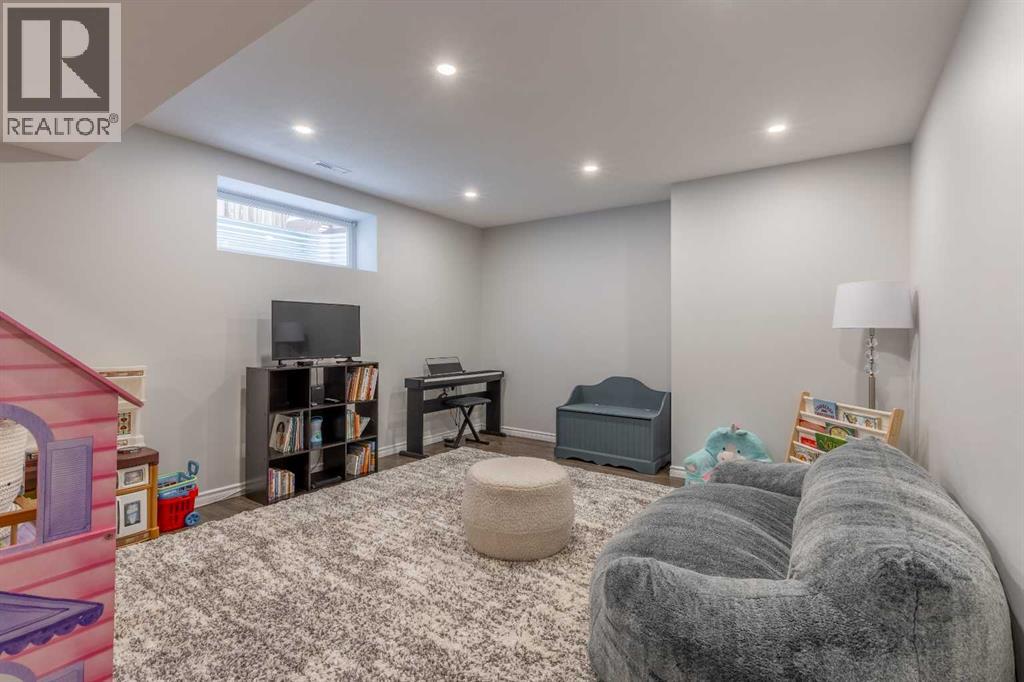 306 Twinriver Road W, Lethbridge, Alberta  T1J 5B9 - Photo 24 - A2273382