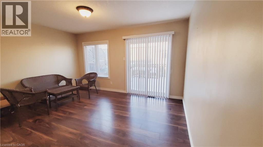 10 Foxglove Crescent Unit# 47, Kitchener, Ontario  N2E 0E1 - Photo 5 - 40792573