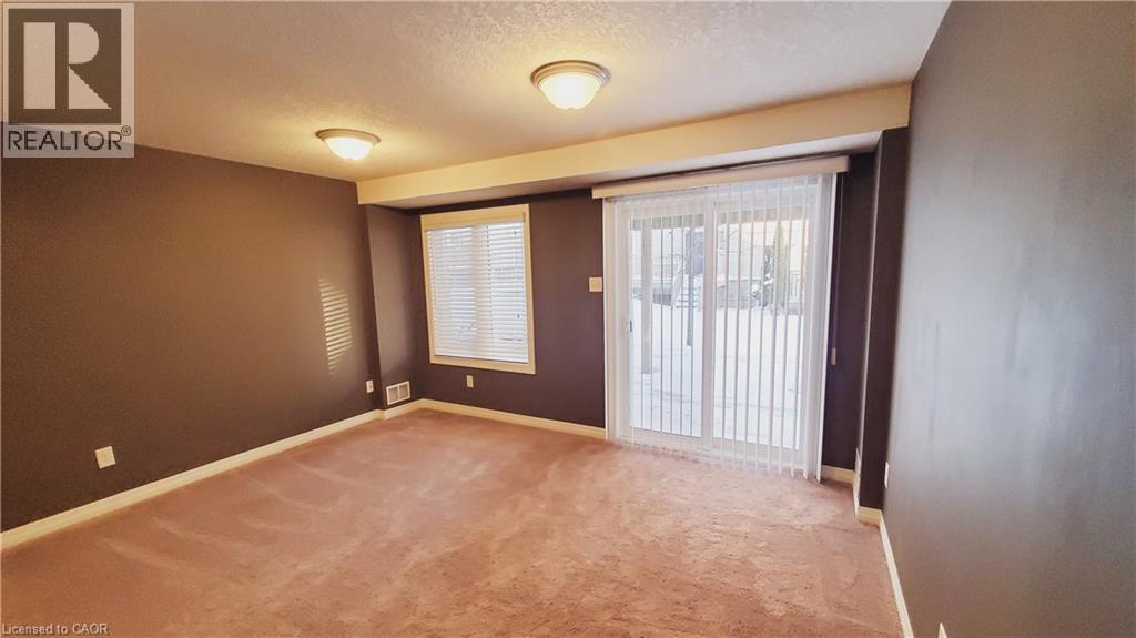 10 Foxglove Crescent Unit# 47, Kitchener, Ontario  N2E 0E1 - Photo 6 - 40792573